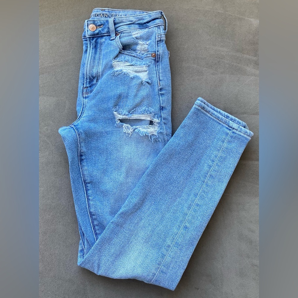 American Eagle Mom Jeans